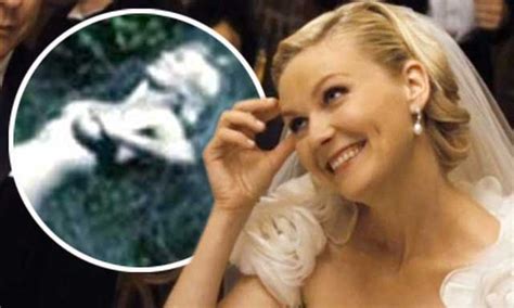 kirsten dunst sexy|Kirsten Dunst is laid bare in breathtaking scenes from her new。